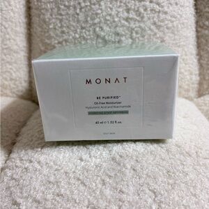 Monat Be Purified Oil-Free Moisturizer 45mL